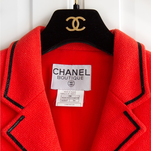 Iconic Chanel Vintage S/S 1995 Barbie Cropped Red Black 95P Jacket Skirt Suit - Picture 8 of 17